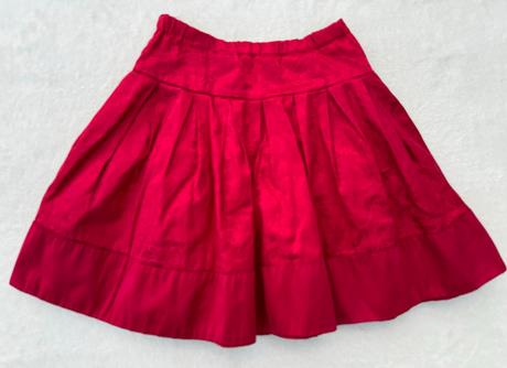 Brokátová točivá sukňa, 128