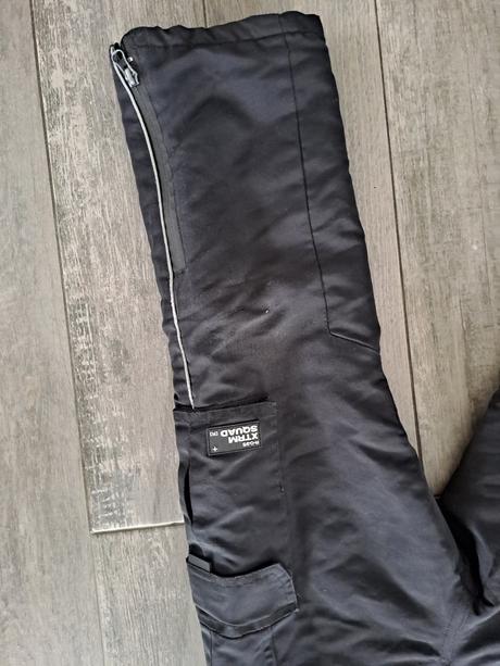 Zimne nohavice, reserved,122