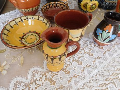 Keramika  farebná rozna, 