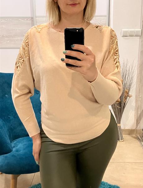 Dámsky sveter s ozdobným rukávom l/xl, l / xl