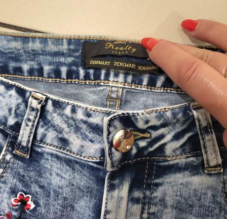 Vyšívané rifle realty jeans m/l, m