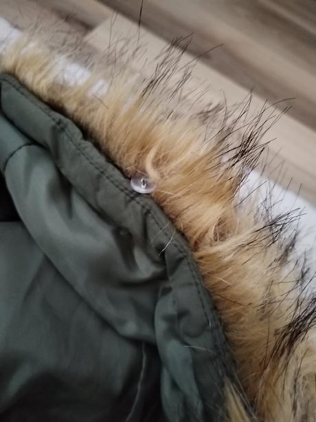 Zimná bunda s poštovným, reserved,140