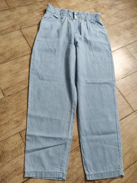 Lahké letne nohavice/146, 146