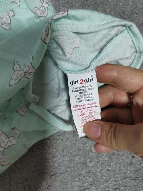 Overal, girl2girl,104