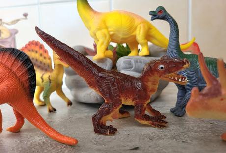 Dinosaury  - 9 kusov - stredná veľkosť, 