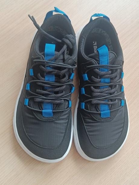 Barebarics revive - black & white 38, be lenka,38