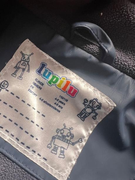 Bunda do dažďa, lupilu,110
