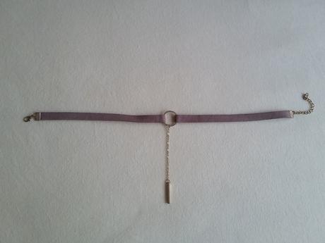 Hnedý choker, 
