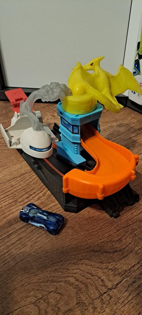 Hot wheels ptero port attack, 