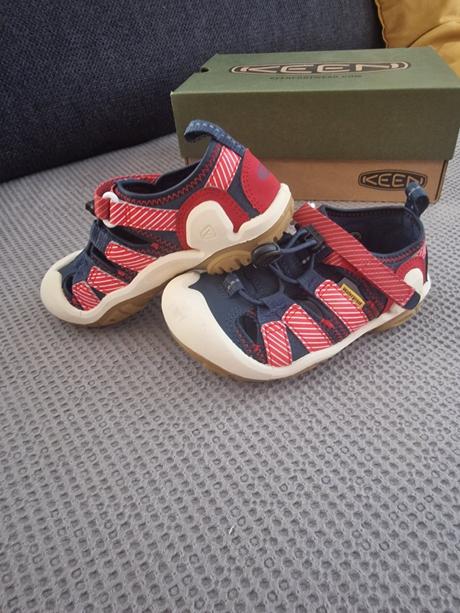 Keen sandalky 27/28, keen,27