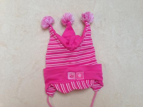 Čiapočka so šiltom, 74