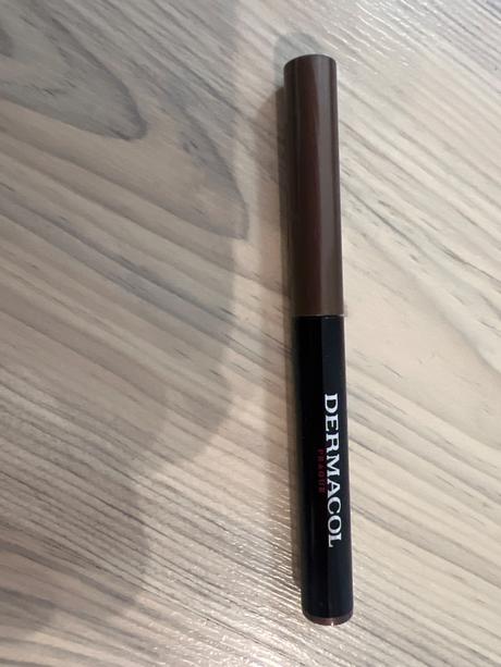 Dermacol 2v1 ocny tien a linka dlhorvacny(c.12), 