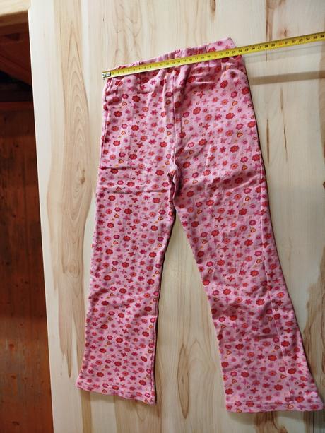 Mierne zateplené tepláky, 116