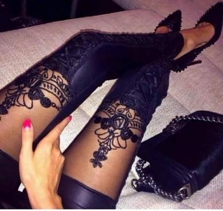 Leginy so snurovackou, s