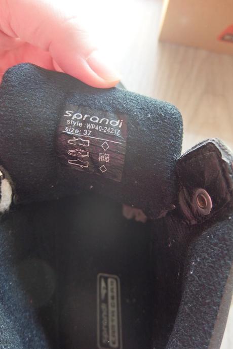 Čierne turistické, 38