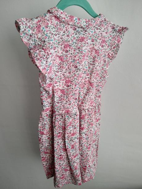 Kvietkovane šaty, pepco,122