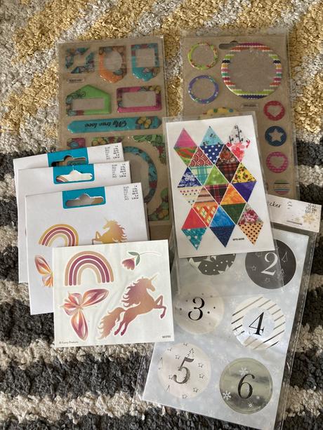 Nálepky a tetovačky, 