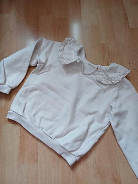 Mikina s golierom, 116