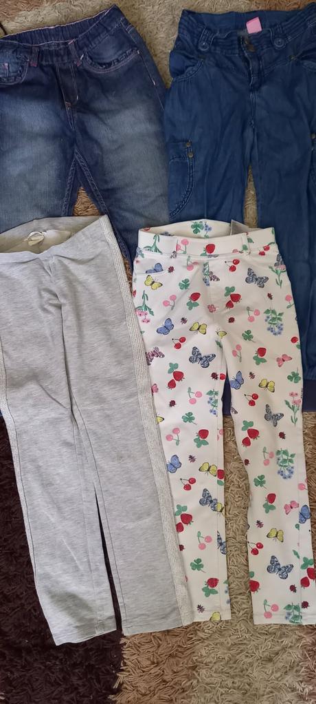 Rifle a nohavice, 128