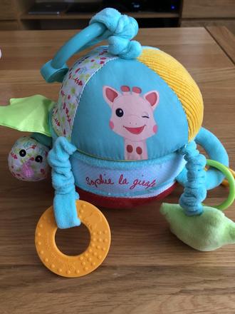 Vulli svet plný prekvapení žirafy sophie la girafe, 