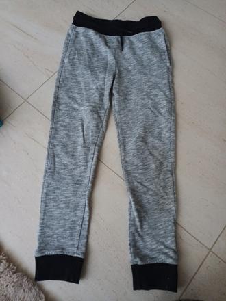 Tepláky, dopodopo,122