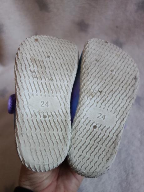 Papučky elsa, h&m,24