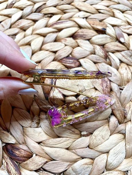 Ručne vyrobené živicové sponky do vlasov, 