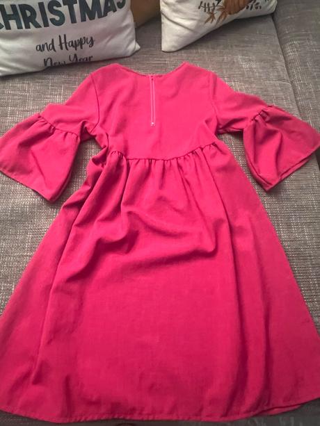 Šaty na vek 10-11 rokov, 152