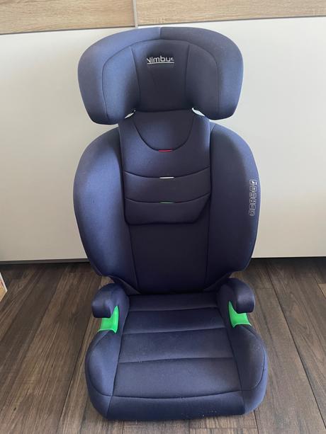 Autosedacka nimbus, caretero