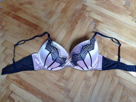 Podprsenka, secret possessions,80c