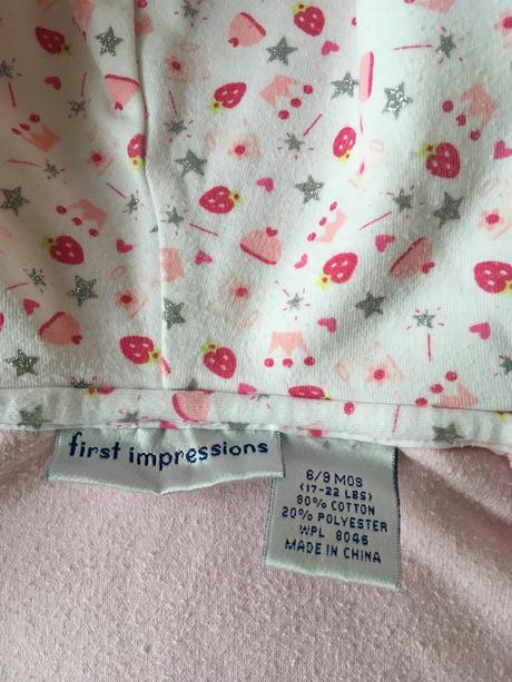 Pekná mikinka s kapucňou na zips, 62