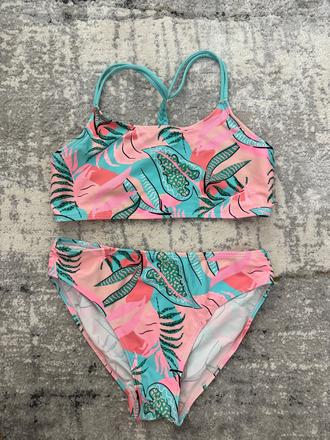 Bikiny, 158