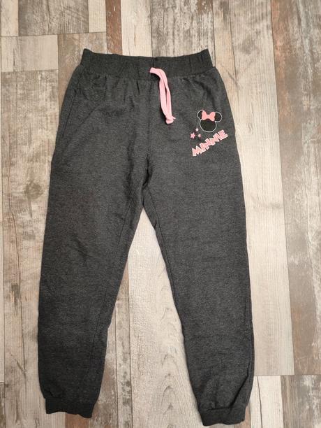 Dievčenske teplaky, 158