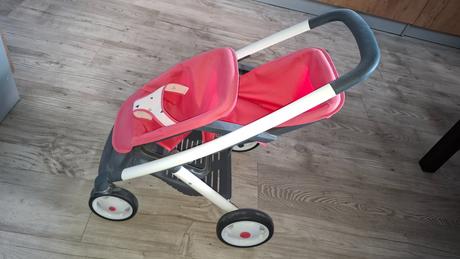 Kočík pre bábiky dvojičky,