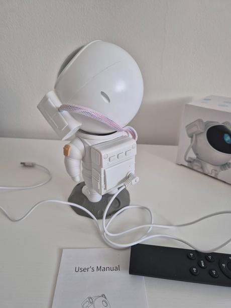 Astronaut projektor hviezdnej oblohy, 