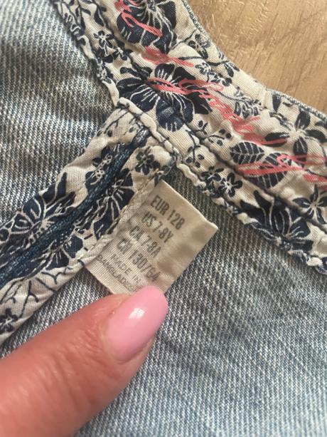 Riflova vestička, 128