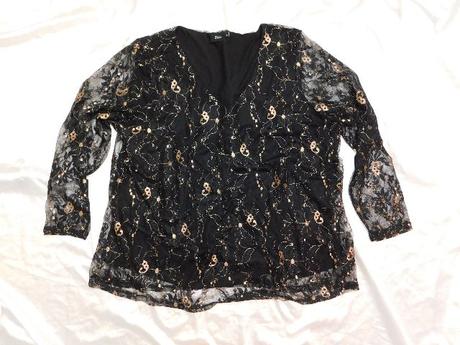 Pekna čipkovana bluzka, 46