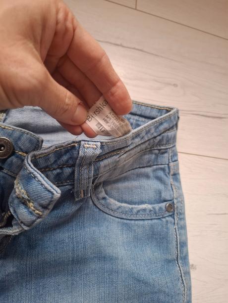 Krásne rifle bershka, bershka,38