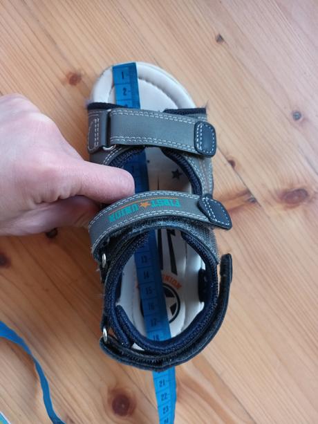 Sandalky, velk. 29, 29