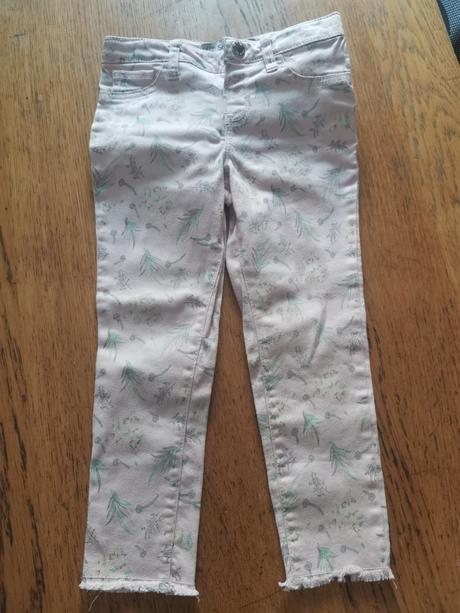 Ružové nohavice, 104