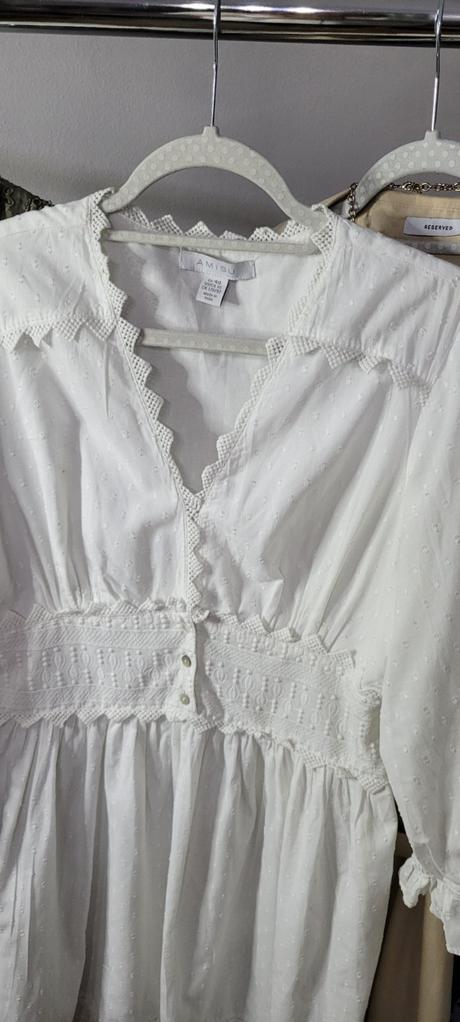 Šaty amisu, amisu,l