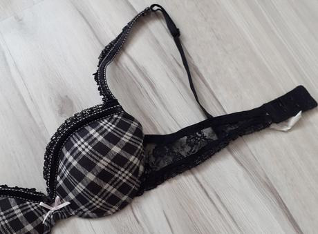 Podprsenka č.85/a, 176