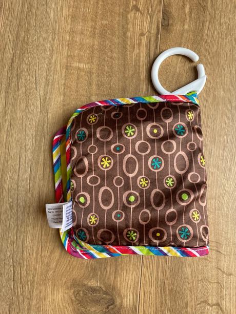 Šuštiaca látková knižka lamate, 