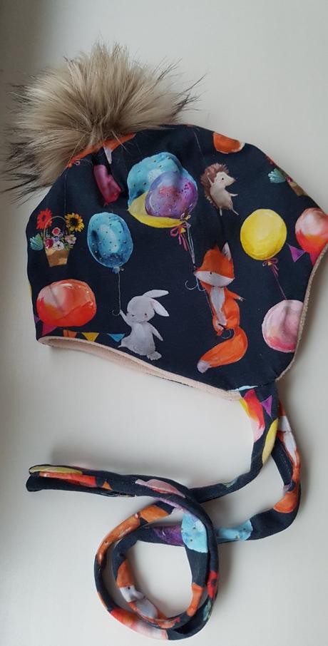 Zimné čiapky na šnurovanie a krytim na ušká, <50 - xs