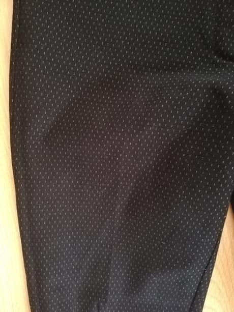 Nohavice so vzorom, 38