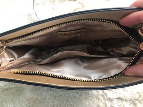 Zlatá kabelka, oriflame