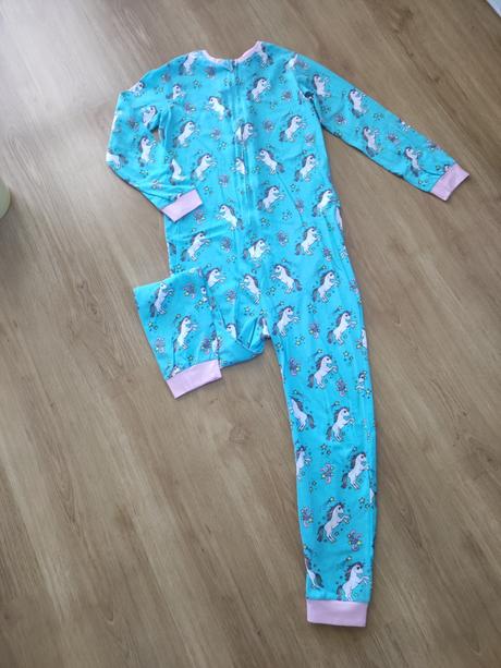 Jednorožec, bonprix,152