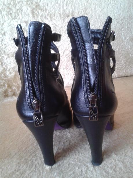 Dámske topánky - veľkosť 38, tamaris,38