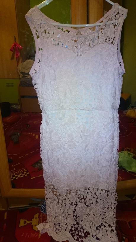 Marhulkove saty s visackou, s