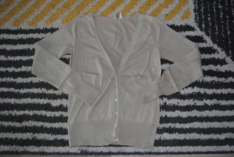 Béžový svetrík, camaieu,s